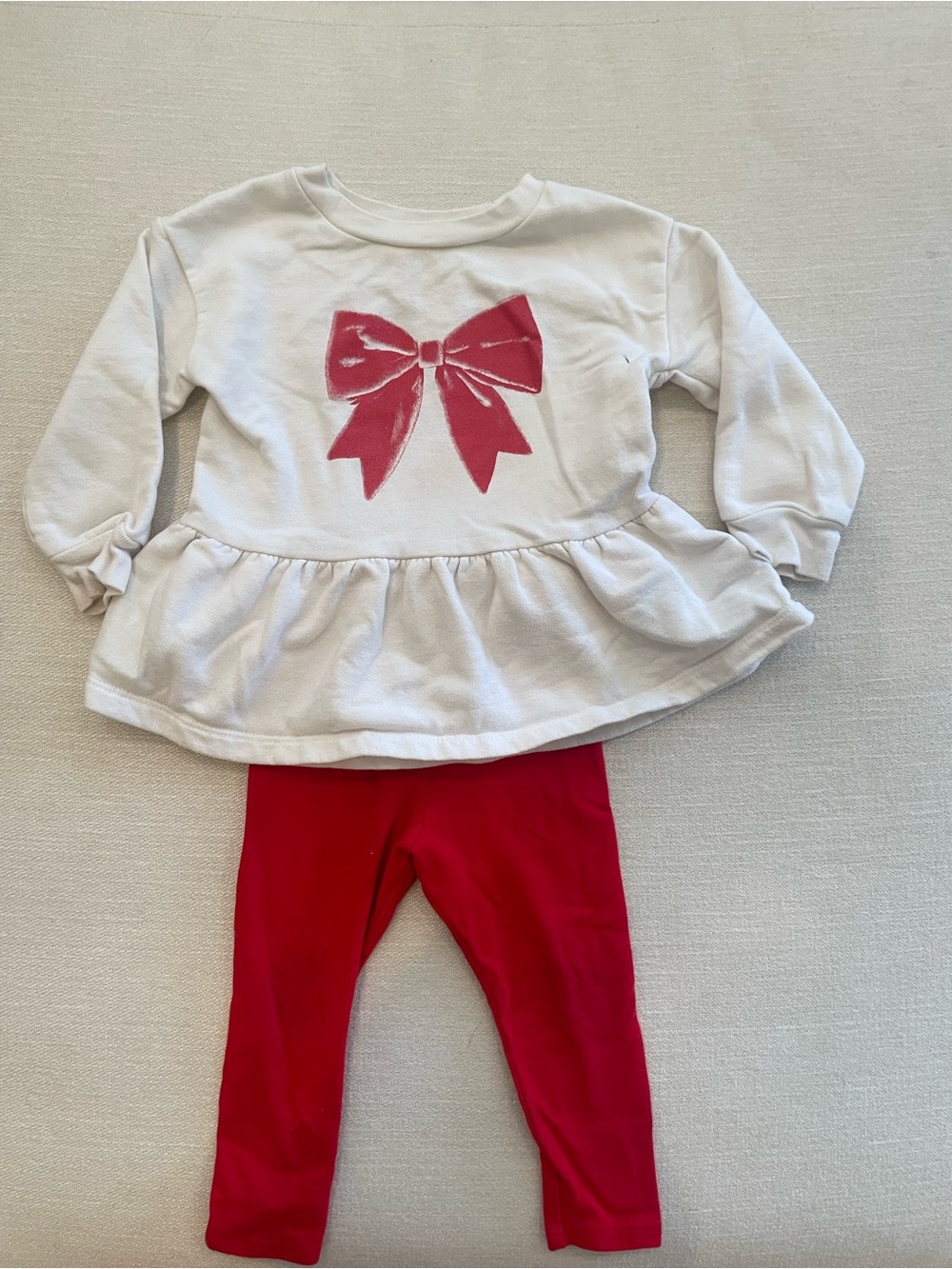 Cat & Jack White Peplum Sweatshirt with Red Bow & Red Leggings
